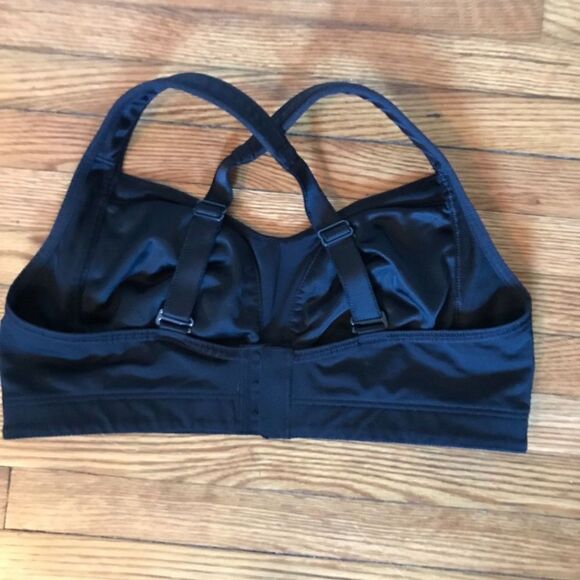 Lululemon Ta Ta Tamer Black Sports Bra 34C 34 C (1750) - Picture 3 of 6